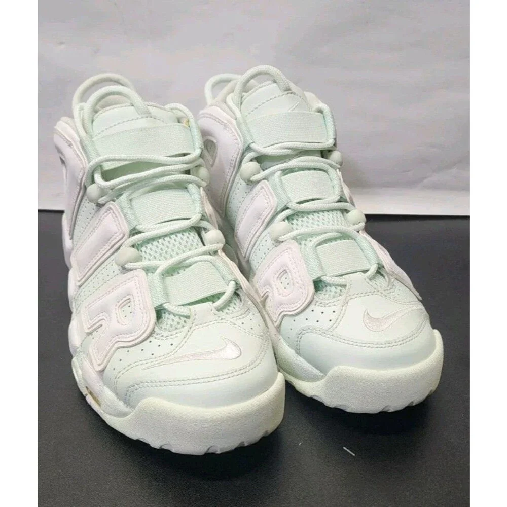 Nike Air More Uptempo Barely Green White Women's 7.5 Sneakers 917593-300 Mint